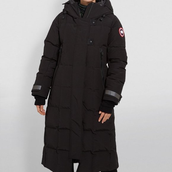 CANADA GOOSE LONGLINE PADDED COAT-BLACK GENTLY USED